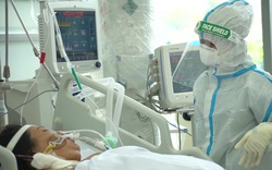 Clip: Bên trong Bệnh viện Hồi sức Covid-19 lớn nhất 1.000 giường tại TP.HCM