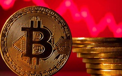 Giá bitcoin lại tụt xuống dưới 30.000 USD đêm qua, giới chuyên gia vẫn lạc quan
