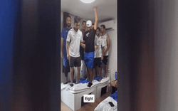 Clip: 9 vận động viên cùng nhảy lên chiếc giường giấy ở Olympic Tokyo 2020 để thử nghiệm điều này