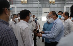 Chủ tịch nước Nguyễn Xuân Phúc yêu cầu Bình Dương sớm đưa bệnh viện dã chiến 5.000 giường vào hoạt động