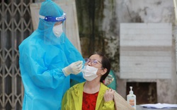 Hà Nội: Vợ đưa chồng đi khám, phát hiện cả hai dương tính SARS-CoV-2