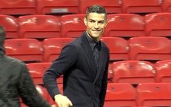 Ronaldo đá trận ra mắt M.U ngay tại Old Trafford