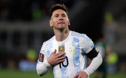 Clip: Lập siêu phẩm, Messi sánh ngang Pele