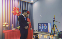 “Đám cưới online” giữa mùa Covid-19: Khi các cặp đôi Việt vẫn mỉm cười hạnh phúc (Bài 2)