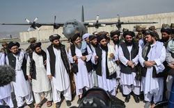 Đổ máu để được thống trị Afghanistan nhưng thời kỳ trăng mật của Taliban lại sắp kết thúc