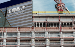 China Evergrande phải bán cổ phần tại Shengjing Bank để trang trải nợ nần