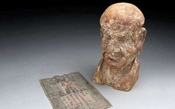 Tượng gỗ 600 năm tuổi được đấu giá, kiểm tra thứ bên trong các chuyên gia "ngã ngửa"