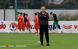 HLV Park Hang-seo chọn Hùng Dũng làm đội trưởng, BLV Quang Huy, Anh Ngọc nói gì?