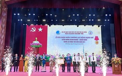 Hội Doanh nghiệp trẻ Hải Dương đón nhận Huân chương lao động Hạng Nhì