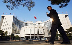 Trung Quốc liên tục hạ lãi suất để cứu nền kinh tế