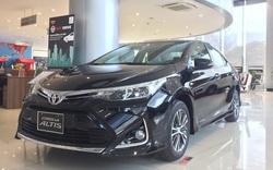 Toyota Corolla Altis 2022 giá lăn bánh mới nhất, ưu đãi sâu chờ thế hệ mới