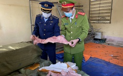 Nầm lợn "khủng" hàng trăm kg từ bên kia biên giới tuồn vào Việt Nam tiêu thụ