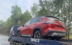 Toyota Corolla Cross 2022 bản thể thao bị bắt gặp tại Việt Nam, so kè Hyundai Tucson vừa ra mắt