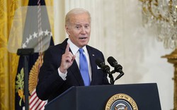 Tổng thống Mỹ Biden cảnh báo người đồng cấp Nga Putin về NATO