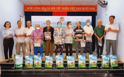 Đà Nẵng: Phiên chợ cây giống 0 đồng chia sẻ khó khăn cùng nông dân