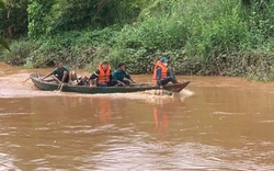 Đồng Nai: Đi thả cá hai mẹ con ngã xuống sông, mẹ thoát nạn, con bị nước cuốn mất tích