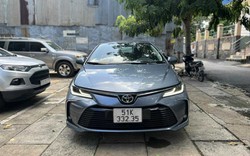 Khó hiểu Toyota Corolla Altis 2022 chạy 6km đã được rao bán