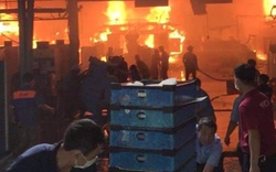 Đồng Nai: Cháy lớn ở Công ty Changshin, lực lượng cảnh sát đang nỗ lực dập lửa