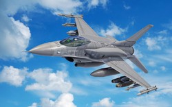 Mỹ triển khai chiến đấu cơ chặn máy bay ném bom Nga