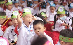 Chuyên gia giáo dục: "Vì sao ngày học của học sinh Việt Nam quá dài?"