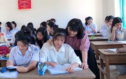 Cô giáo dành tình yêu dìu dắt học sinh cá biệt