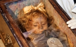 Italy: Bên trong hầm mộ cổ chứa những gì mà nhiều người cảm thấy kỳ lạ?