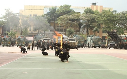 Bộ Tư lệnh Cảnh vệ ra mắt 2 Trung đội đặc biệt tinh nhuệ, chống khủng bố