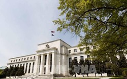Thống đốc Fed: Tốc độ tăng lãi suất có thể chậm lại