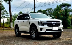 Ford Everest 2022 lướt bắt đầu lên sàn xe cũ với giá lỗ sâu