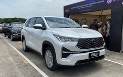 Toyota Innova 2023 ra mắt: Ngoại hình như như Higlander, nội thất thay đổi hoàn toàn, đua tranh Mitsubishi Xpander