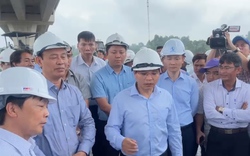 [Video] Bộ GTVT kiểm tra thực tế Dự án cao tốc Dầu Giây-Phan Thiết: “Các nhà thầu đừng tiếp tục hứa nữa, hãy làm đi...”
