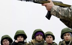 Ukraine nghi ngờ Nga bí mật tuyển thêm quân ở Crimea