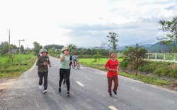 Lần đầu tiên, nông dân một xã ở Lâm Đồng tham gia giải chạy vì động vật hoang dã