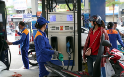Giá xăng dầu giảm kỷ lục, xăng E5 chỉ còn hơn 20.000 đồng/lít