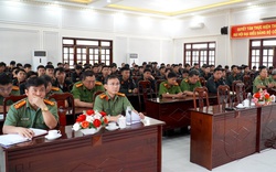 Tăng cường 100 Cảnh sát cơ động Đông Nam TP.HCM về Long An đảm bảo dịp Tết 