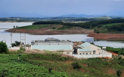 Kon Tum: Nhà máy nước sạch hơn 100 tỷ hứa vận hành từ năm này qua năm khác