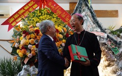  Chủ tịch Ủy ban Trung ương MTTQ Việt Nam chúc mừng Giáng sinh tại Giáo phận Xuân Lộc