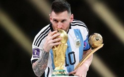 Vô địch World Cup 2022, Messi tái hiện hình ảnh biểu tượng của Maradona