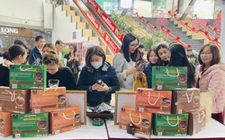 Người tiêu dùng Thủ đô xúm xít mua nông sản Lai Châu tại Winmart 