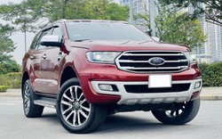 Ford Everest đời cũ giảm giá sâu sau 2 năm lăn bánh do thế hệ mới vừa ra mắt