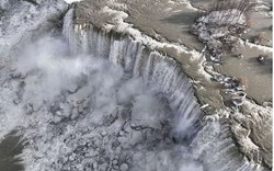 Video: Thác Niagara của Mỹ gần như đóng băng trong cơn bão tuyết lịch sử
