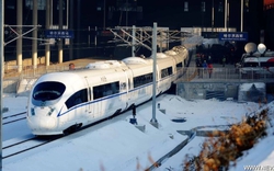 Trung Quốc: Tuyến đường sắt cao tốc đầu tiên chạy xuyên qua vùng đất lạnh -40 độ C