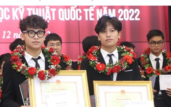 Hai nam sinh Gen Z chinh phục giải Khoa học kỹ thuật quốc tế