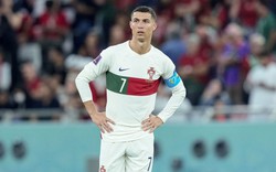 Bạn gái tới Qatar "thưởng nóng", Ronaldo dự bị trước Thụy Sĩ?