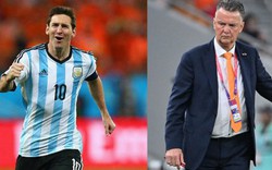 HLV Van Gaal từng bất lực như thế nào khi Hà Lan đối đầu Messi?