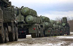 Ảnh vệ tinh lực lượng Nga siết chặt Ukraine từ ba phía