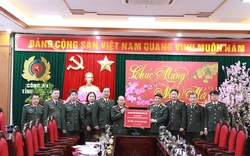 Học viện chính trị CAND: Tặng 10 nhà tình nghĩa ở Sơn La
