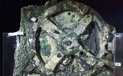 Vén màn bí ẩn máy tính cổ đại Antikythera