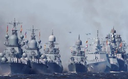 Khủng hoảng Ukraine: Hơn 30 tàu chiến Nga 'dàn trận' trên biển, Mỹ-NATO 'lòng như lửa đốt'