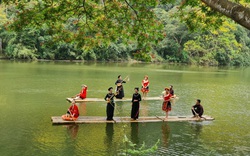 Đa sắc màu văn hóa Tày bên hồ Na Hang